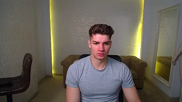 Snapshot of MaxKaiden chatting on 02.05.26 MaxKaiden online show from 02.05.26