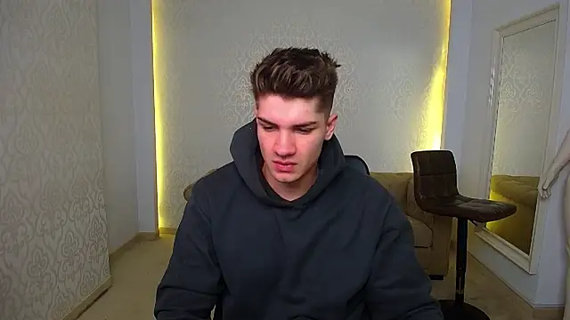 Snapshot of MaxKaiden chatting on 02.06.26 MaxKaiden online show from 02.06.26