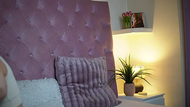 MaiaMini online show from 03.07.26