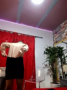 DashaSousaa online show from 11.19.25