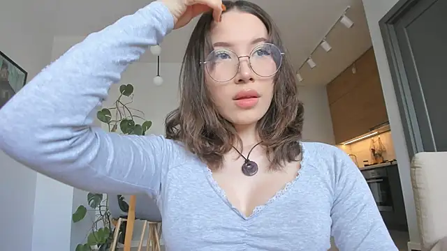 mey baee online show from 02.18.26