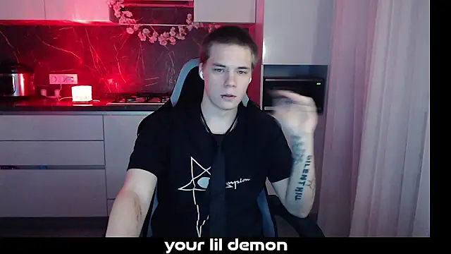 Snapshot of yourlildemon chatting on 03.09.26 yourlildemon online show from 03.09.26