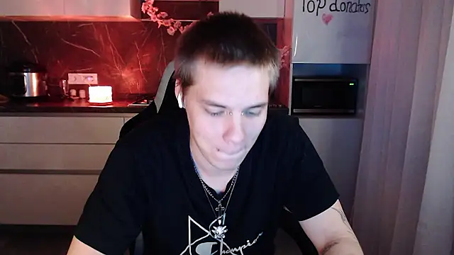 Snapshot of yourlildemon chatting on 03.21.26 yourlildemon online show from 03.21.26