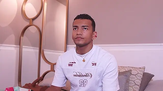 Rafa2004Cruz online show from 04.05.26