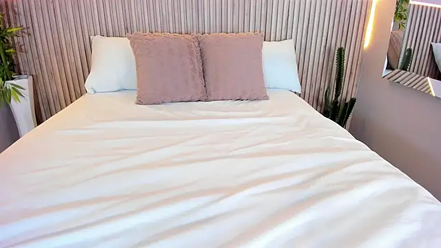 Snapshot of GeorginaReyes chatting on 09.13.25 GeorginaReyes online show from 09.13.25