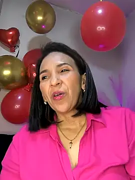 Snapshot of Mrsvictoriaaa chatting on 02.18.25 Mrsvictoriaaa online show from 02.18.25