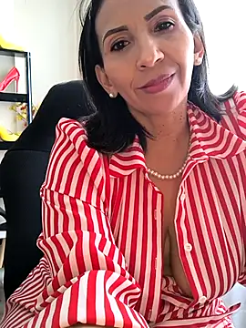 Snapshot of Mrsvictoriaaa chatting on 04.30.26 Mrsvictoriaaa online show from 04.30.26