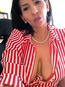 Snapshot of Mrsvictoriaaa chatting on 04.30.26 Mrsvictoriaaa online show from 04.30.26
