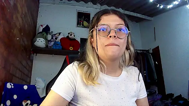 Emily  katz online show from 03.22.25