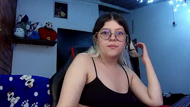 Emily  katz online show from 03.23.25