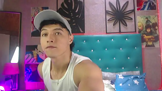 LiamAndrewzz online show from 09.21.25