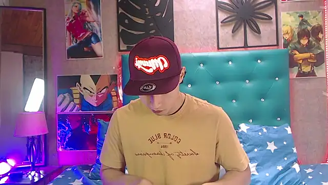 LiamAndrewzz online show from 09.30.25