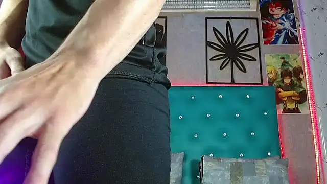 LiamAndrewzz online show from 04.14.26