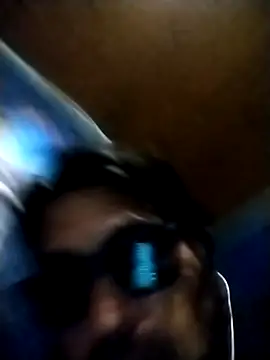 Snapshot of Holatpngo chatting on 10.27.25 Holatpngo online show from 10.27.25