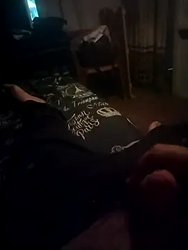 Snapshot of Holatpngo chatting on 11.16.25 Holatpngo online show from 11.16.25