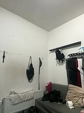 pesyelisa online show from 03.04.25