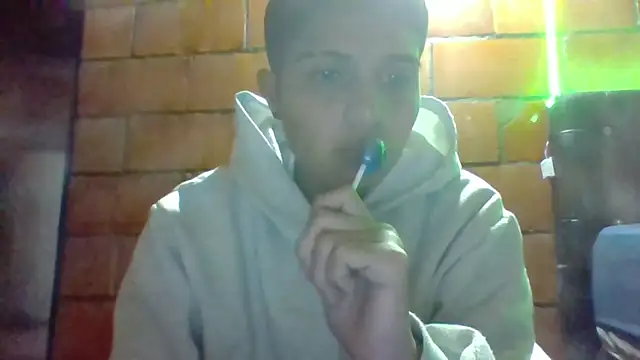 cora-gunn online show from 03.16.25