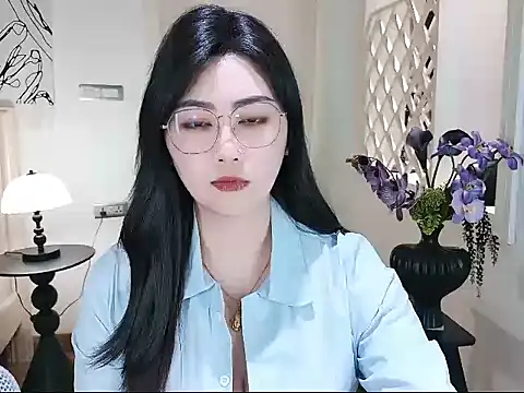 Snapshot of Tingdie chatting on 09.11.25 Tingdie online show from 09.11.25