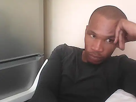 Snapshot of TwistedR chatting on 02.07.26 TwistedR online show from 02.07.26