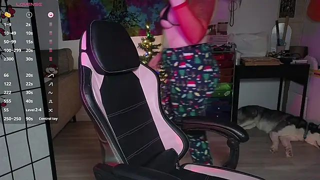 Snickerdoodles69 online show from 11.26.25