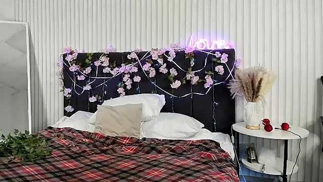 boozekirs  online show from 11.12.25