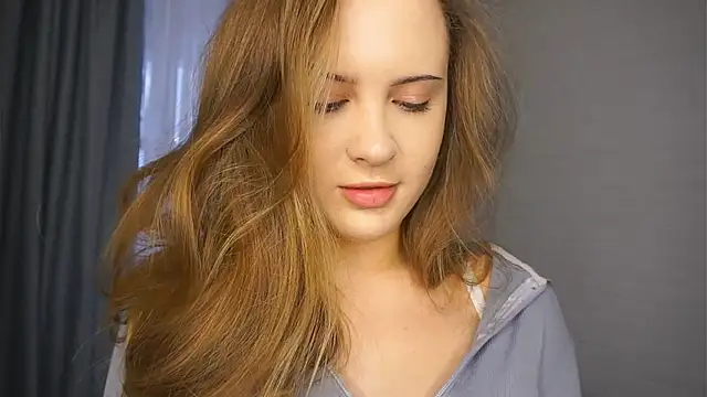 QuennaCoote online show from 02.15.26