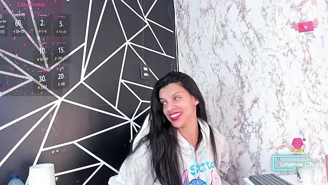 aitana garcia  online show from 03.05.25