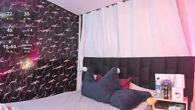 aitana garcia  online show from 10.04.25