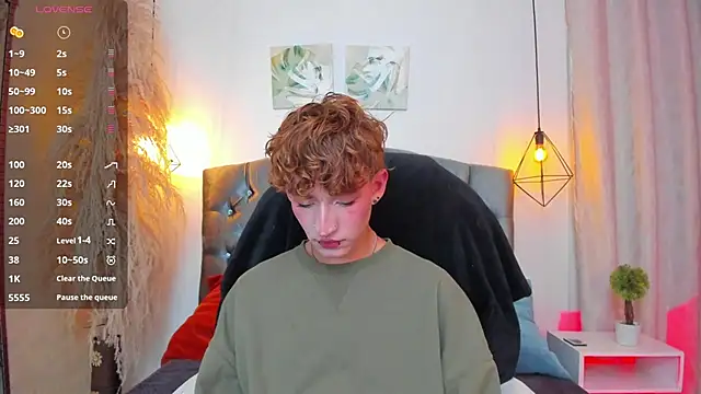 iiangel  online show from 10.16.25