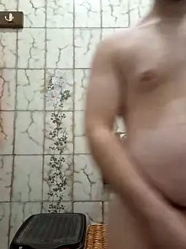 Snapshot of mauroxx08 chatting on 02.18.25 mauroxx08 online show from 02.18.25