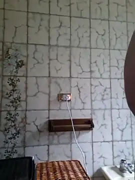 Snapshot of mauroxx08 chatting on 02.24.25 mauroxx08 online show from 02.24.25