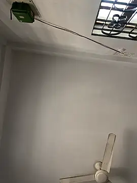 everlustman  online show from 02.18.25