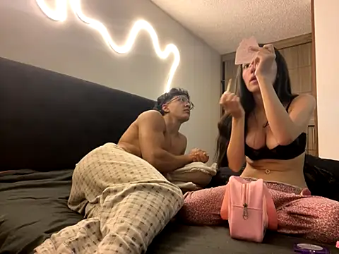 DesireLuxe online show from 10.12.25