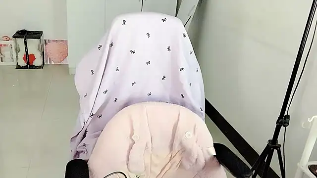 Annnnqi-77 online show from 04.12.26