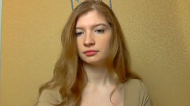 Snapshot of faiirylight chatting on 03.05.25 faiirylight online show from 03.05.25