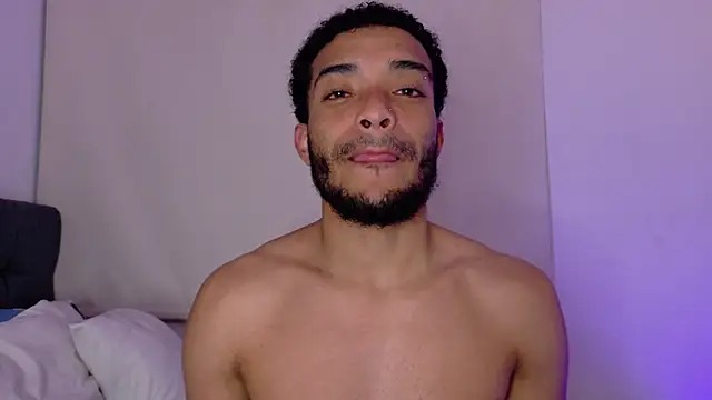 Snapshot of eross_chipre_ chatting on 06.12.26 eross chipre online show from 06.12.26