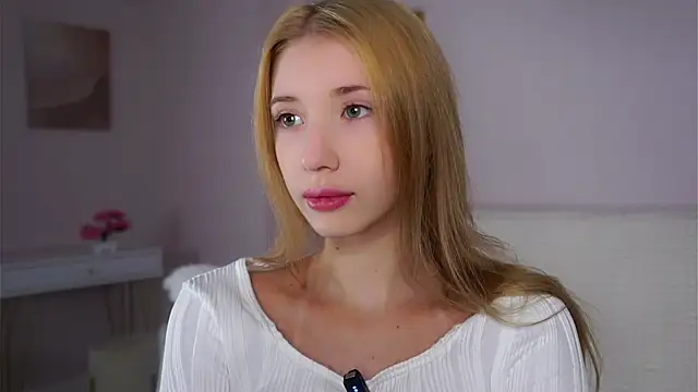 SunnivaCovil online show from 11.30.25