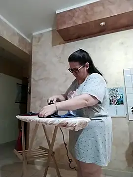 Dolcecurvy online show from 06.05.26