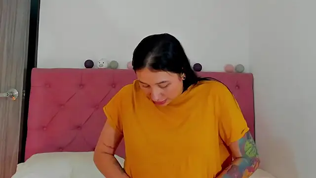 Snapshot of ela_black chatting on 02.27.25 ela black online show from 02.27.25