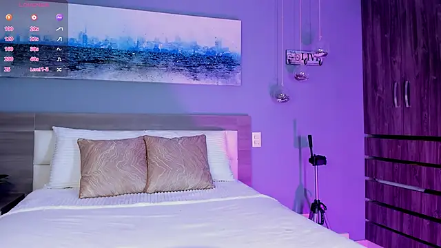 Ashly hills online show from 06.06.26