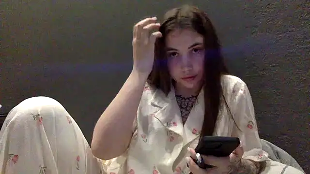 bysinka18 online show from 04.19.26