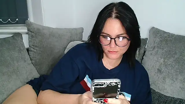 Snapshot of Xx_Mia_R_xX chatting on 09.17.25 Xx Mia R xX online show from 09.17.25