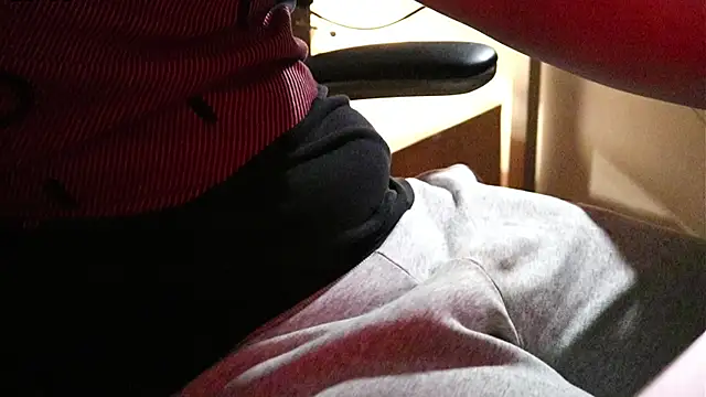 Snapshot of JBM007 chatting on 02.26.26 JBM007 online show from 02.26.26