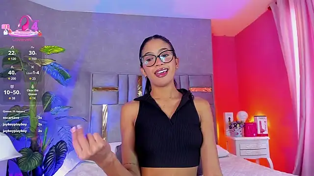 Tyla Ks online show from 04.15.26