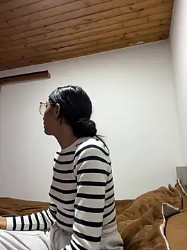Tyla Ks online show from 07.03.26