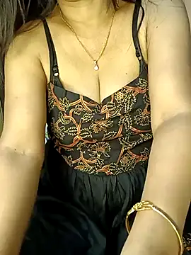 Snapshot of IND9876 chatting on 03.15.25 IND9876 online show from 03.15.25