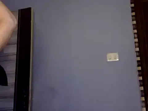 Snapshot of IND9876 chatting on 10.28.25 IND9876 online show from 10.28.25