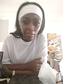 xxTatiannaxx online show from 05.23.26