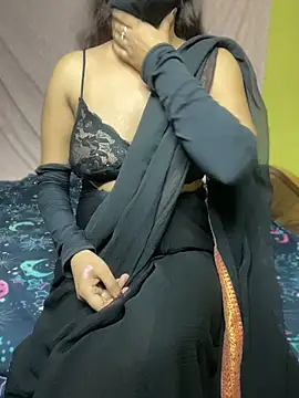 Snapshot of Mahi-Rahul chatting on 07.18.26 Mahi-Rahul online show from 07.18.26