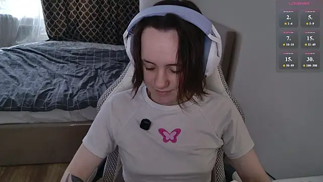 Luna Loveee online show from 06.27.26